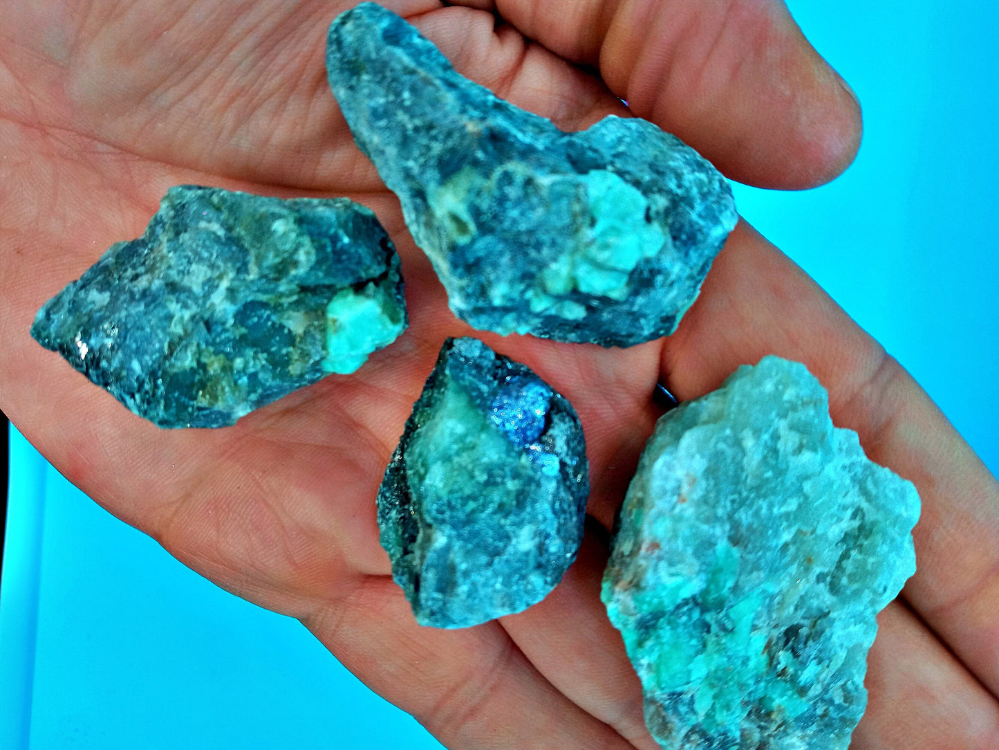 Emerald crystals!  Choose from two (2) sizes of raw Emeralds!  Natural, quality stones – Rough Emeralds!