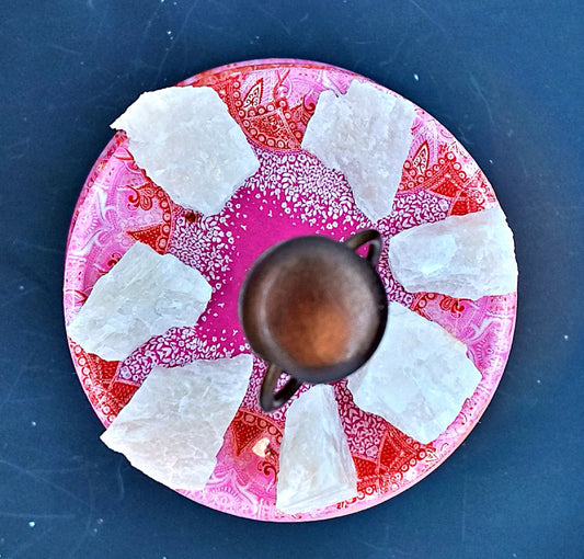 White Moonstone crystals!  Choose from four (4) sizes of quality, all-natural, raw, White Moonstone crystals!