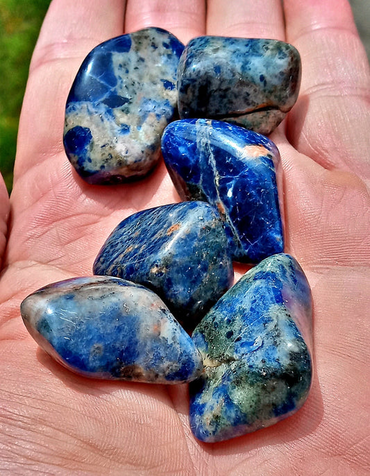 XQ Sodalite Crystals!  AAA-Grade, natural, tumbled Extra High Quality Sodalite crystals and stones!   Premium Extra Grade polished Sodalite!
